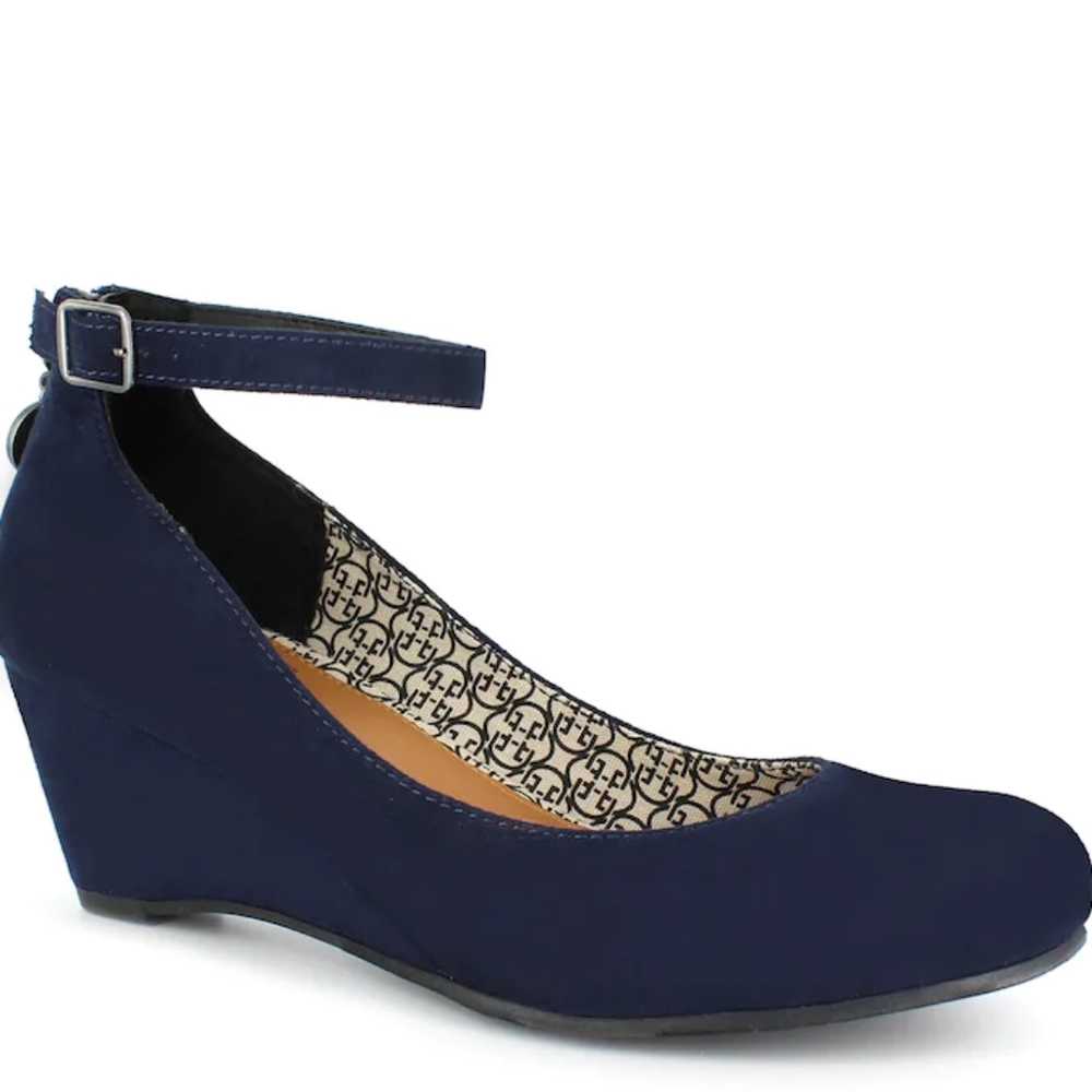 Black Daisy Fuentes Tessa Wedge Pump